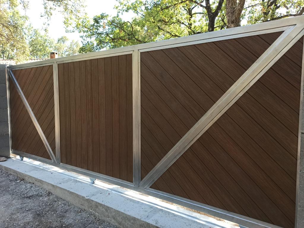Composite wood gate construction