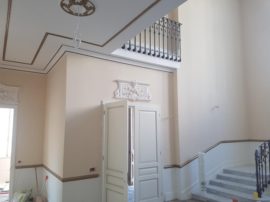 Renovation and decoration: staircase and ceiling painting